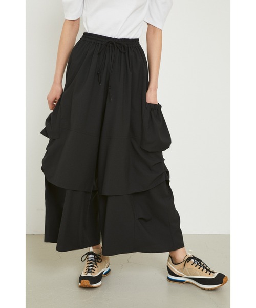 HeRIN.CYE(ヘリンドットサイ)の「Wide pants(カーゴパンツ・レディース・ホワイト/ブラック/カーキ・FREE)」の3枚目の写真