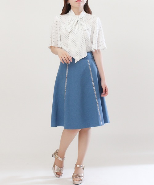 ASTORIA ODIER（アストリアオディール）の「ドット柄ボウタイブラウス（シャツ/ブラウス・レディース・アイボリー/ブラック/サックスブルー・MEDIUM）」の14枚目の写真