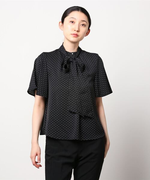 ASTORIA ODIER（アストリアオディール）の「ドット柄ボウタイブラウス（シャツ/ブラウス・レディース・アイボリー/ブラック/サックスブルー・MEDIUM）」の6枚目の写真