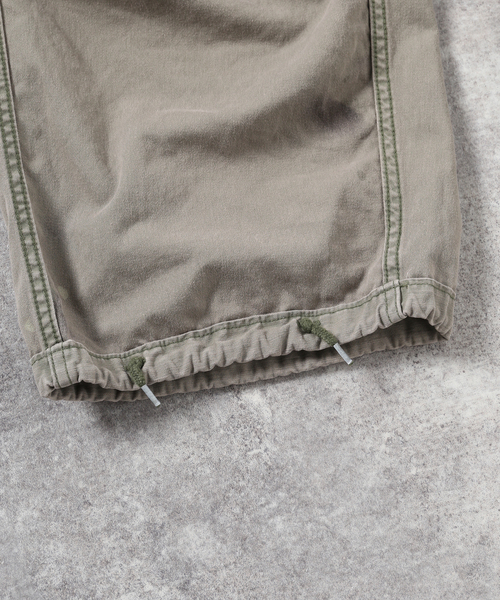 JOURNAL STANDARD J.S HOMESTEAD（ジャーナルスタンダードホームステッド）の「【j.s.homestead】HSM-51 BACK SATIN PAINT CARGO（カーゴパンツ・メンズ・カーキ・MEDIUM/LARGE）」の18枚目の写真