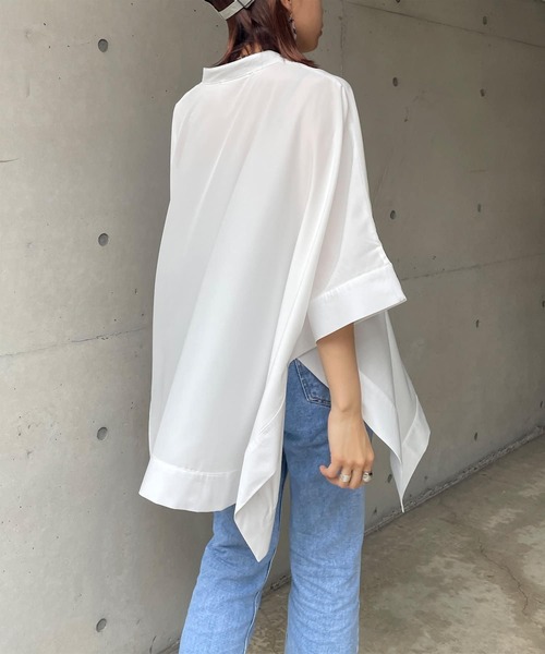 Thevon(ゼボン)の「スクエアポンチョチュニックシャツ(シャツ/ブラウス・レディース・ブラック/オフホワイト/オレンジ/グリーン・FREE)」の8枚目の写真