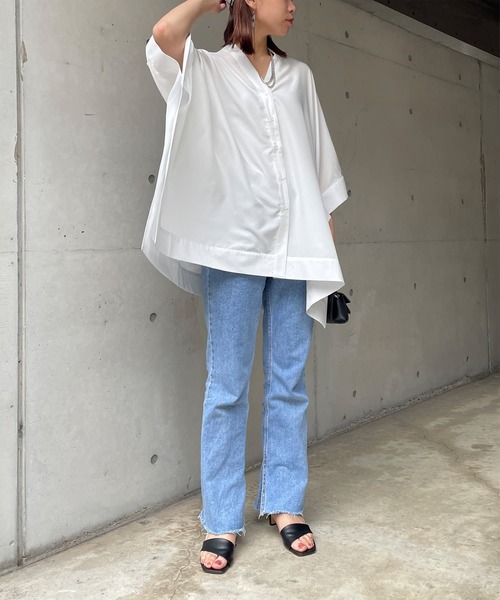 Thevon(ゼボン)の「スクエアポンチョチュニックシャツ(シャツ/ブラウス・レディース・ブラック/オフホワイト/オレンジ/グリーン・FREE)」の12枚目の写真