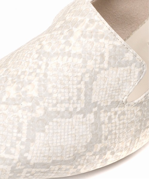 LE TALON（ルタロン）の「5cmスクエアレインギャザーパンプス（パンプス・レディース・ライトグレー/ブラックミックス/アイボリー・23.5cm/24cm/23cm/24.5cm）」の11枚目の写真