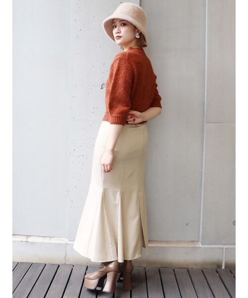 MURUA（ムルーア）の「バックスリットハイウエストマーメイドスカート（スカート・レディース・その他1/ブラック/グリーン/ベージュ・0/1/2）」の9枚目の写真