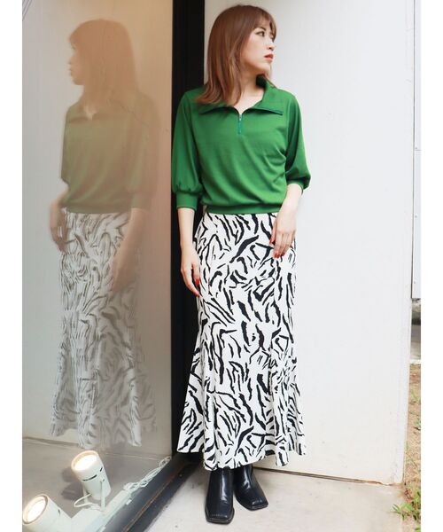 MURUA（ムルーア）の「バックスリットハイウエストマーメイドスカート（スカート・レディース・その他1/ブラック/グリーン/ベージュ・0/1/2）」の14枚目の写真