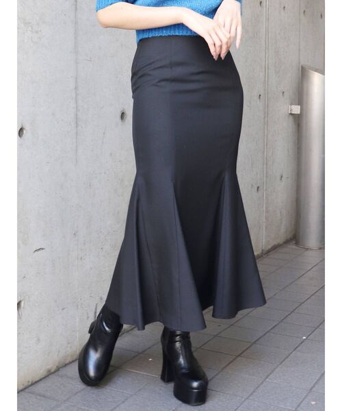 MURUA（ムルーア）の「バックスリットハイウエストマーメイドスカート（スカート・レディース・その他1/ブラック/グリーン/ベージュ・0/1/2）」の12枚目の写真