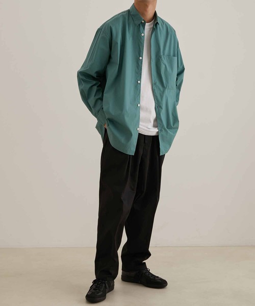 ADAM ET ROPE'(アダムエロペ)の「ビッグシルエット レギュラーカラーシャツ(シャツ/ブラウス・メンズ・ホワイト/グリーン・M/L)」の6枚目の写真
