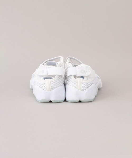 NIKE（ナイキ）の「NIKE/ナイキ エアリフトブリーズ（スニーカー・レディース・ホワイト/ブラック・23.0cm/24.0cm/25.0cm）」の5枚目の写真