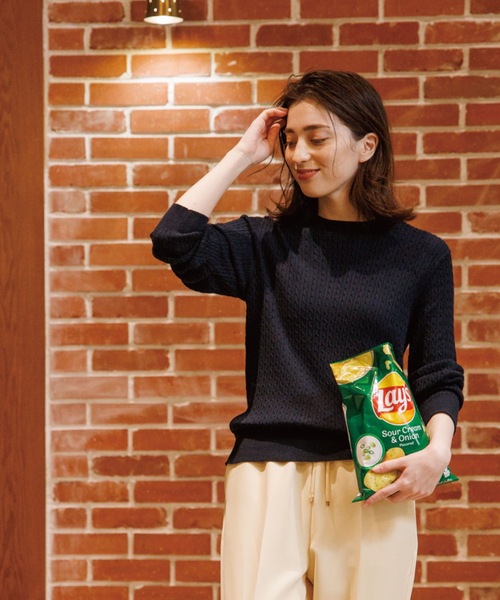 OPAQUE.CLIP（オペークドットクリップ）の「◆ケーブルニット【エクストラファインオーガニックコットン/WEB限定カラー】（ニット/セーター・レディース・ブルー/ライトグリーン/ブラウン系その他/ダークネイビー/ブラック系7/イエロー系7/ピンク系/ホワイト系・40/38/36）」の10枚目の写真