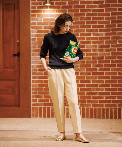 OPAQUE.CLIP（オペークドットクリップ）の「◆ケーブルニット【エクストラファインオーガニックコットン/WEB限定カラー】（ニット/セーター・レディース・ブルー/ライトグリーン/ブラウン系その他/ダークネイビー/ブラック系7/イエロー系7/ピンク系/ホワイト系・40/38/36）」の13枚目の写真