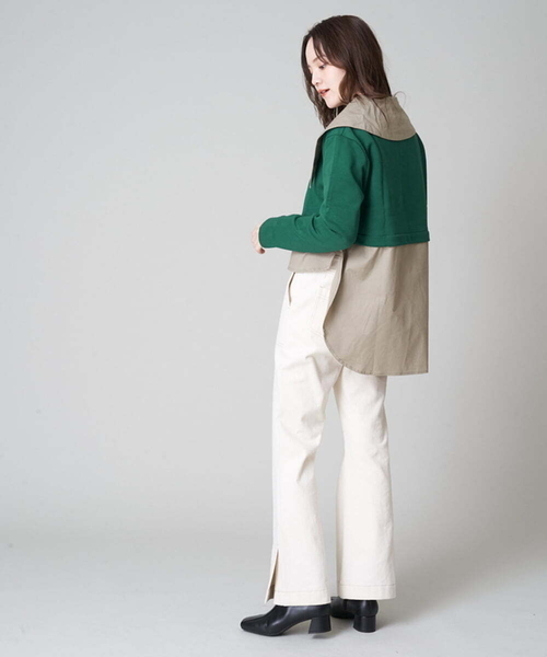 A de a.v.v（アードアー・ヴェ・ヴェ）の「ビッグカラーシャツドッキングスウェット（Tシャツ/カットソー・レディース・アイボリー/ブラック/グリーン・38/36）」の6枚目の写真