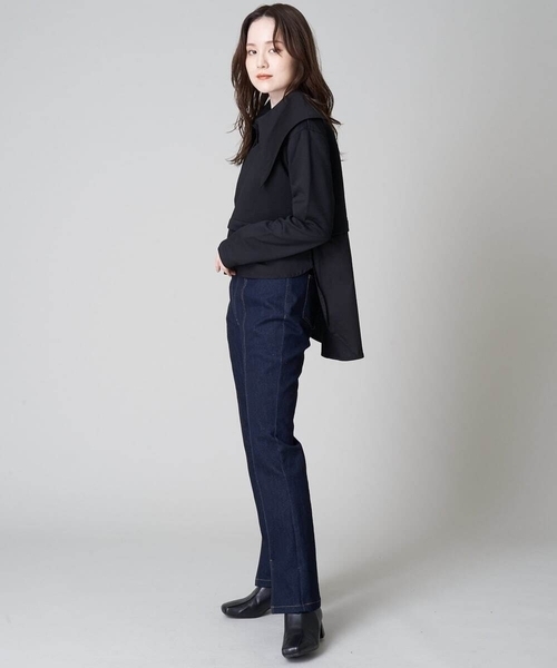 A de a.v.v（アードアー・ヴェ・ヴェ）の「ビッグカラーシャツドッキングスウェット（Tシャツ/カットソー・レディース・アイボリー/ブラック/グリーン・38/36）」の11枚目の写真