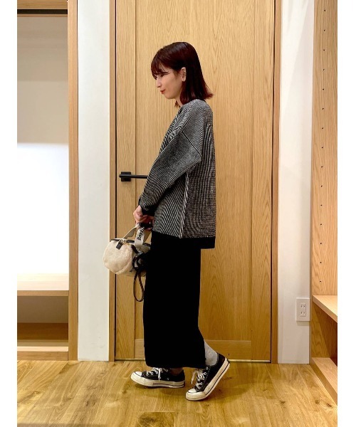 BAYFLOW(ベイフロー)の「ハイショクモックネックニットプルオーバー(ニット/セーター・レディース・ブラック/イエロー/ブルー・FREE)」の21枚目の写真