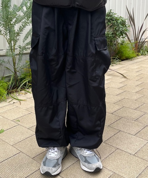 BROKEN BASE(ブロークンベース)の「スノーカーゴパンツ(カーゴパンツ・メンズ・ブラック/カーキ/オフホワイト・MEDIUM/LARGE/X-LARGE)」の4枚目の写真
