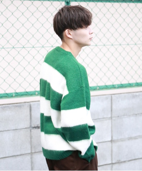 SPINNS（スピンズ）の「【ゆったりシルエット】フェイクモヘア ボーダー カラーニット（ニット/セーター・メンズ・イエロー×ブラック/チャコールグレー×ブラック/レッド系その他/グリーン系その他/ホワイト×ブラック/ベージュ系その他・ONESIZE）」の12枚目の写真