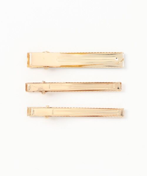 ammy.（エイミードット）の「【 ammy. / エイミードット 】 くすみカラー ヘアピン / ３点セット（ヘアピン・レディース・レッド系/グリーン系・FREE）」の3枚目の写真