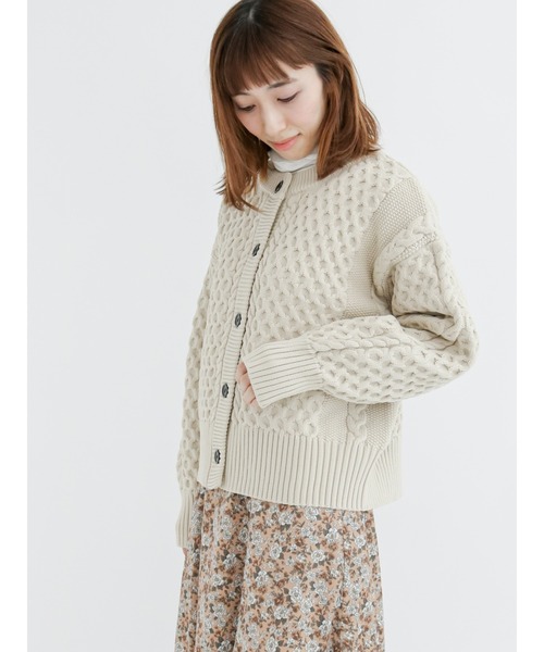 Lugnoncure(ルノンキュール)の「無撚糸ケーブルカーディガン(カーディガン/ボレロ・レディース・オフホワイト/イエロー/ブルー/ブラック・フリ-)」の2枚目の写真