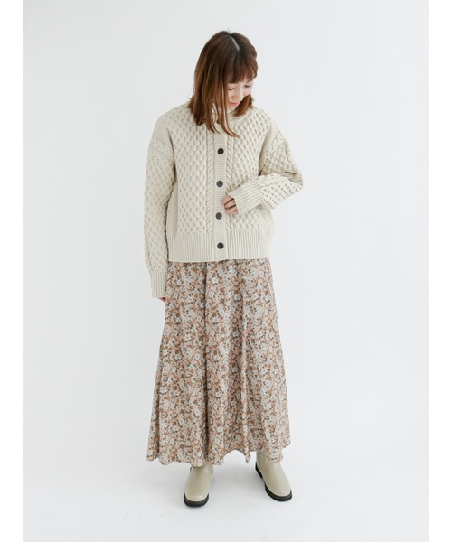 Lugnoncure(ルノンキュール)の「無撚糸ケーブルカーディガン(カーディガン/ボレロ・レディース・オフホワイト/イエロー/ブルー/ブラック・フリ-)」の10枚目の写真