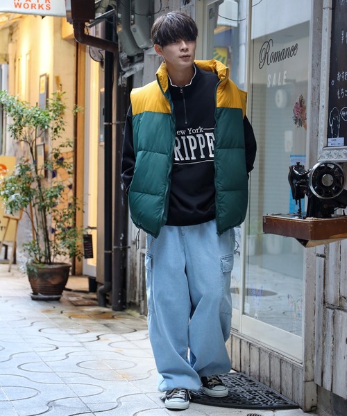 SPINNS(スピンズ)の「【ビックシルエット】ジップアップ 切り替えフェイクダウンベスト(ベスト・メンズ・ブラック×グリーン/ネイビー系/ブラック/グリーン系その他・M/L)」の11枚目の写真