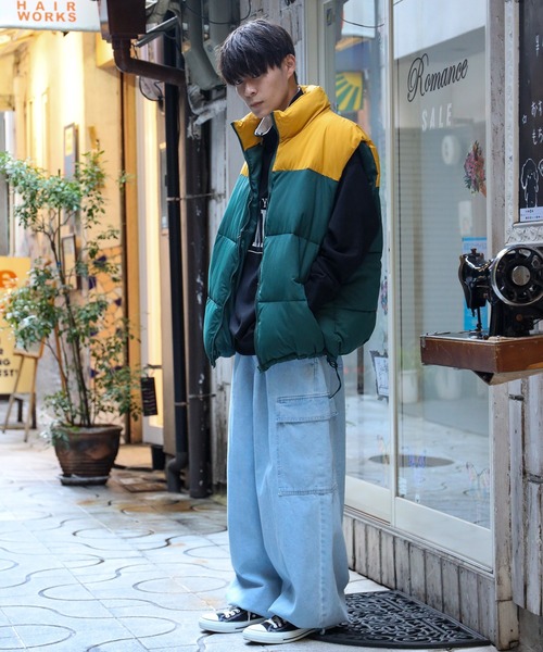 SPINNS(スピンズ)の「【ビックシルエット】ジップアップ 切り替えフェイクダウンベスト(ベスト・メンズ・ブラック×グリーン/ネイビー系/ブラック/グリーン系その他・M/L)」の13枚目の写真