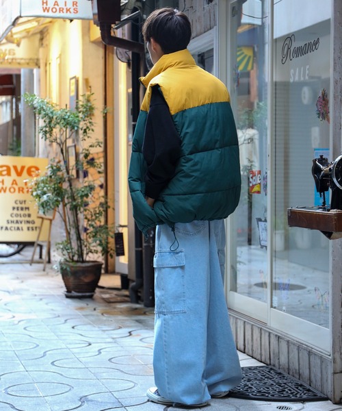 SPINNS(スピンズ)の「【ビックシルエット】ジップアップ 切り替えフェイクダウンベスト(ベスト・メンズ・ブラック×グリーン/ネイビー系/ブラック/グリーン系その他・M/L)」の14枚目の写真