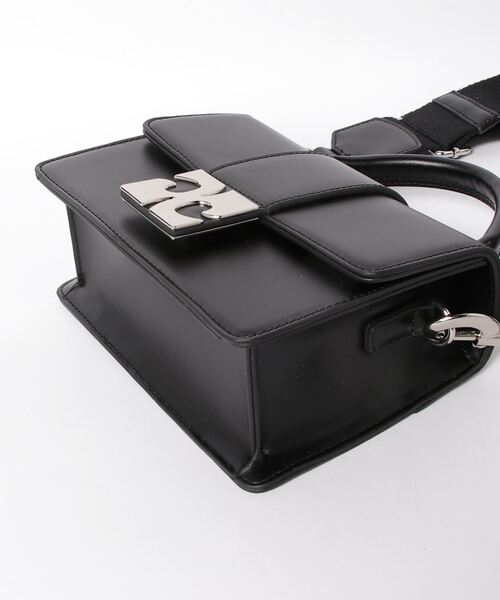 X-girl（エックスガール）の「LOGO BUCKLE 2WAY SHOULDER BAG（ショルダーバッグ・レディース・ブラック/ホワイト・ONE SIZE）」の15枚目の写真