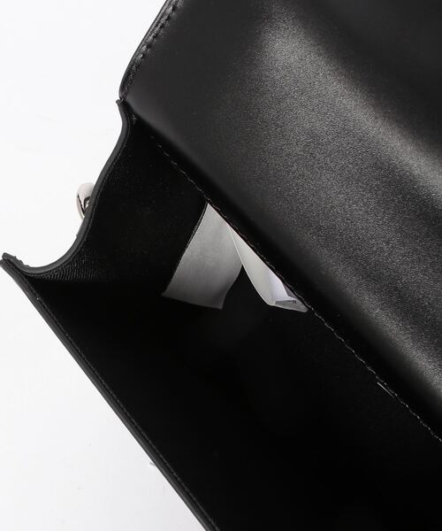 X-girl（エックスガール）の「LOGO BUCKLE 2WAY SHOULDER BAG（ショルダーバッグ・レディース・ブラック/ホワイト・ONE SIZE）」の16枚目の写真