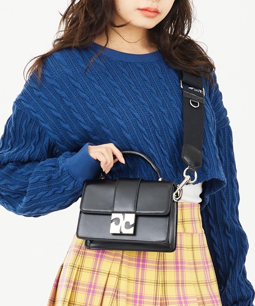 X-girl（エックスガール）の「LOGO BUCKLE 2WAY SHOULDER BAG（ショルダーバッグ・レディース・ブラック/ホワイト・ONE SIZE）」の18枚目の写真