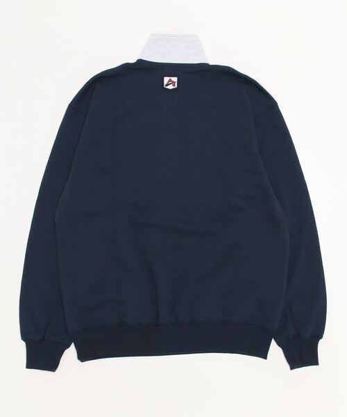 AVIREX（アヴィレックス）の「【直営店限定】LOGO HALF ZIP SWEAT / ロゴ ハーフジップ スウェット / AVIREX / アヴィレックス（スウェット・メンズ・ネイビー/グレー系その他3/グリーン・2XL/M/L/XL）」の4枚目の写真