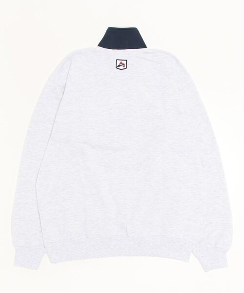 AVIREX（アヴィレックス）の「【直営店限定】LOGO HALF ZIP SWEAT / ロゴ ハーフジップ スウェット / AVIREX / アヴィレックス（スウェット・メンズ・ネイビー/グレー系その他3/グリーン・2XL/M/L/XL）」の5枚目の写真
