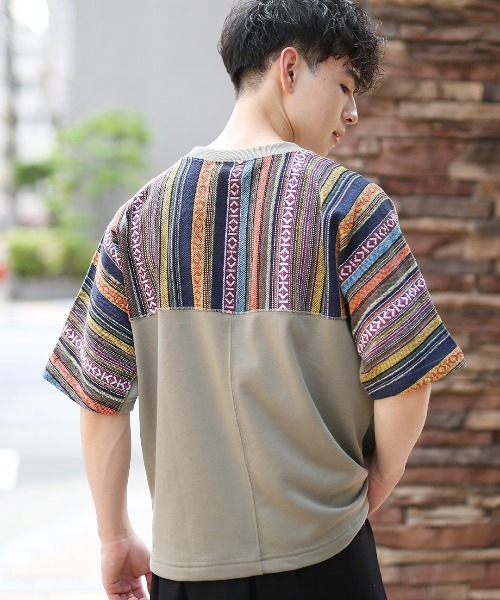 チチカカ（チチカカ）の「ジャガードヨークＴシャツ【ユニセックス】（Tシャツ/カットソー・メンズ・パープル/ブラック/グレー・FREE）」の2枚目の写真