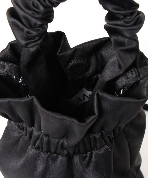 GANNI(ガニー)の「【GANNI】OCCASION TOP HANDLE BAG(ハンドバッグ・レディース・ブラック/グリーン・FREE)」の6枚目の写真