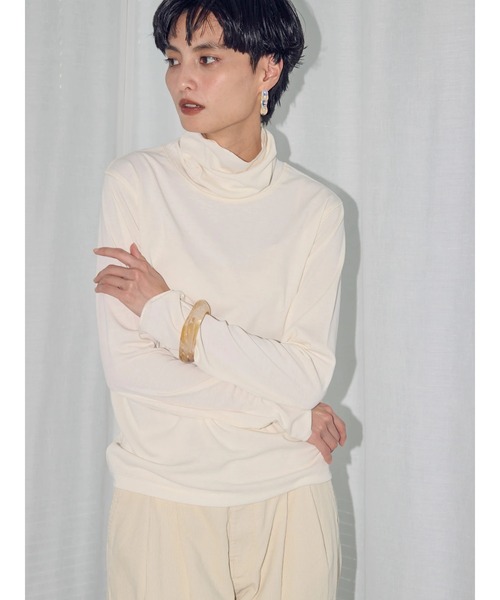 AMERICAN HOLIC（アメリカンホリック）の「シアータートルプルオーバー（Tシャツ/カットソー・レディース・アイボリー/サックスブルー/オレンジ/イエロー・L/M）」の5枚目の写真