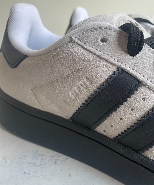 CIAOPANIC（チャオパニック）の「【adidas/アディダス】CAMPUS 00s（スニーカー・メンズ・シルバー/ホワイト・27.5cm/26.5cm）」の8枚目の写真