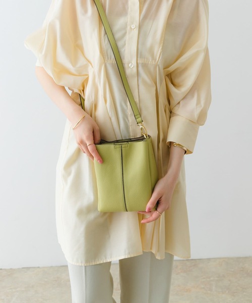 RODE SKO（ロデスコ）の「センターラインショルダーバッグ（ショルダーバッグ・レディース・ベージュ/オフホワイト/ブラック/ライトブルー/グリーン系その他・ONE）」の13枚目の写真