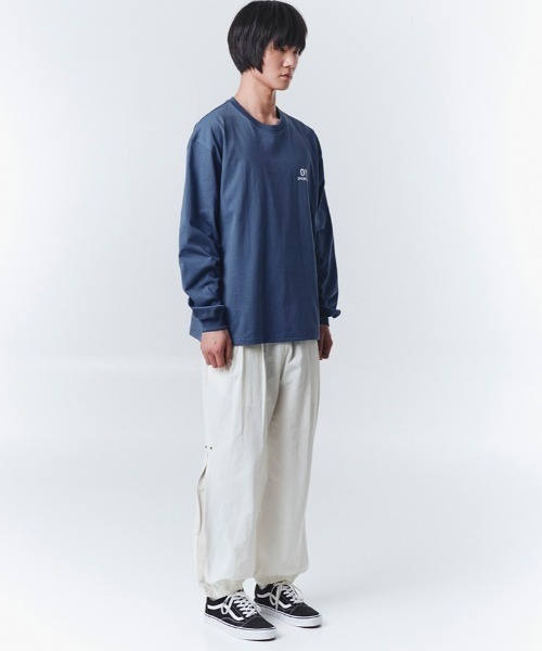 OY(オーワイ)の「『OY/オーワイ』TYPOGRAPHIC LOGO LONG SLEEVE/タイポグラフィロゴロングスリーブ(Tシャツ/カットソー・メンズ・ブルー/ブラック/ホワイト・M/L)」の11枚目の写真