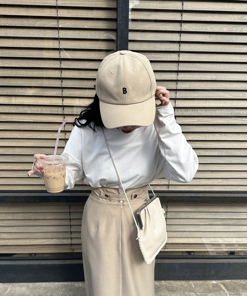 lawgy(ラウジー)の「simple logo cap(キャップ・レディース・ベージュ/ブラック・FREE)」の1枚目の写真