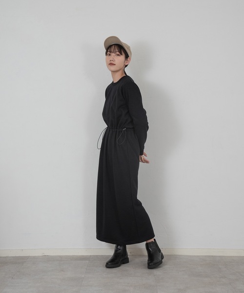 lawgy(ラウジー)の「simple logo cap(キャップ・レディース・ベージュ/ブラック・FREE)」の5枚目の写真