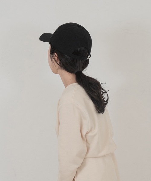 lawgy(ラウジー)の「simple logo cap(キャップ・レディース・ベージュ/ブラック・FREE)」の8枚目の写真