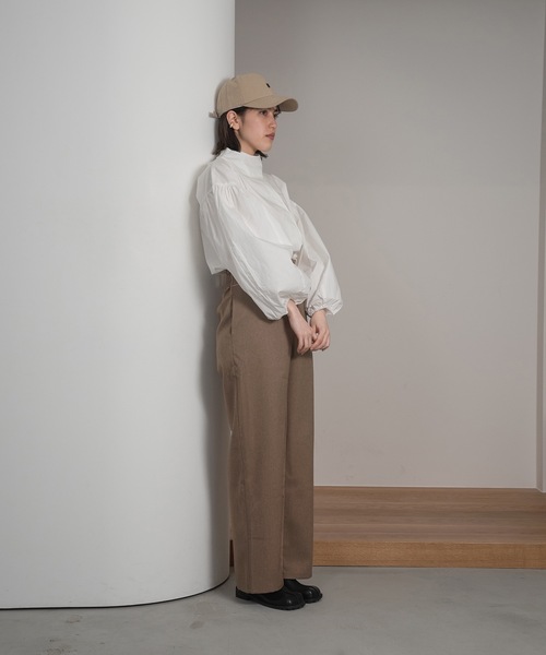 lawgy(ラウジー)の「simple logo cap(キャップ・レディース・ベージュ/ブラック・FREE)」の6枚目の写真