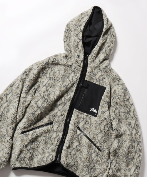 STUSSY（ステューシー）の「STUSSY/ステューシー SNAKE JACQUARD SHERPA JACKET ボアジャケット ブルゾン リバーシブル 2WAY ワンポイント 総柄（ブルゾン・メンズ・ブラウン/グレー・M/L/S）」の19枚目の写真