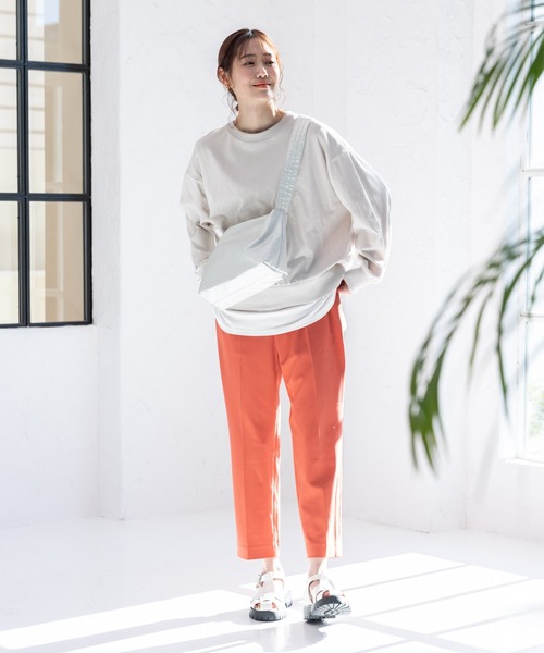GLOBAL WORK(グローバルワーク)の「フェイクレイヤー長袖/WEB限定/176627(Tシャツ/カットソー・レディース・ブラック/ブルー系その他/モカ/グレイッシュベージュ・MEDIUM/LARGE)」の12枚目の写真