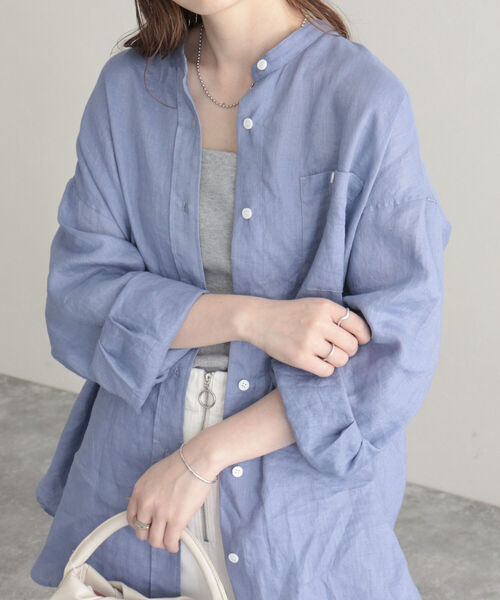 fredy emue（フレディエミュ）の「【fredyemueフレディエミュ】リネンバンドカラーシャツ（シャツ/ブラウス・レディース・ベージュ/オフホワイト/ピンク/グレイッシュブルー・38）」の3枚目の写真