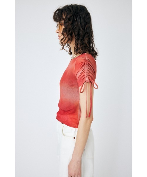 MOUSSY(マウジー)の「OMBRE SHEER SHRRING トップス(Tシャツ/カットソー・レディース・オレンジ/レッド/ブルー・FREE)」の21枚目の写真