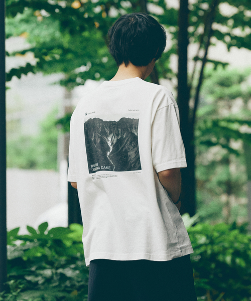 Snow Peak（スノーピーク）の「【SNOWPEAK × JOURNAL STANDARD】別注 UP-CYCLE COTTON MT TANIGAWA（Tシャツ/カットソー・メンズ・ブラック/ホワイト/ライトグレー・SMALL/MEDIUM/LARGE）」の14枚目の写真