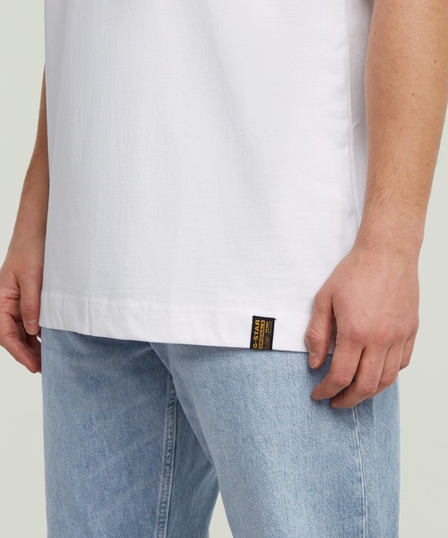 G-STAR（ジースター）の「ESSENTIAL LOOSE T-SHIRT/ワンポイントオーバーサイズルーズT-シャツ（Tシャツ/カットソー・メンズ・ダークブラック/ホワイト・SMALL/MEDIUM/LARGE/X-SMALL/X-LARGE）」の9枚目の写真