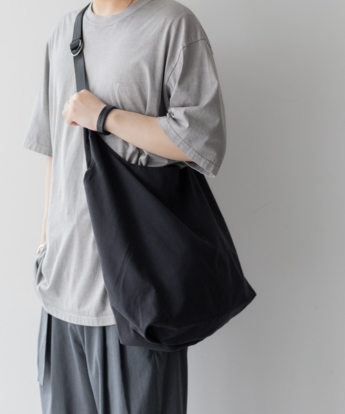 ATTACHMENT（アタッチメント）の「【 直営店・ZOZOTOWN限定 】ショルダーショッピングバッグ / SHOULDER SHOPPING BAG（ショルダーバッグ・メンズ・ブラック/グレー・FREE）」の18枚目の写真