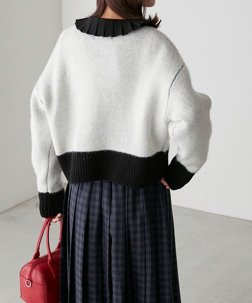 BONLECILL(ボンルシール)の「フレンチロゴジャガードクロップドニットプルオーバー(ニット/セーター・レディース・ネイビー/ブラック/ブラウン/グレー/アイボリー・FREE)」の8枚目の写真