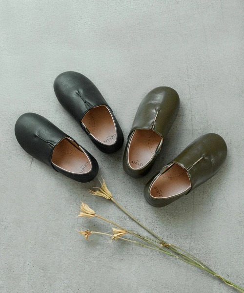 riziere(リジェール)の「フェイクレザースリッポンシューズ(フォーマル対応)(スリッポン・キッズ・オリーブ/ブラック・18cm/20cm/21cm/17cm/19cm)」の4枚目の写真