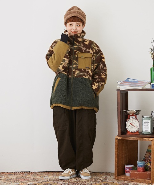 CUBE SUGAR（キューブシュガー）の「綿テンセルツイル顔料染コクーンカーゴパンツ（カーゴパンツ・レディース・カーキ/パープル/スミクロ・M）」の10枚目の写真